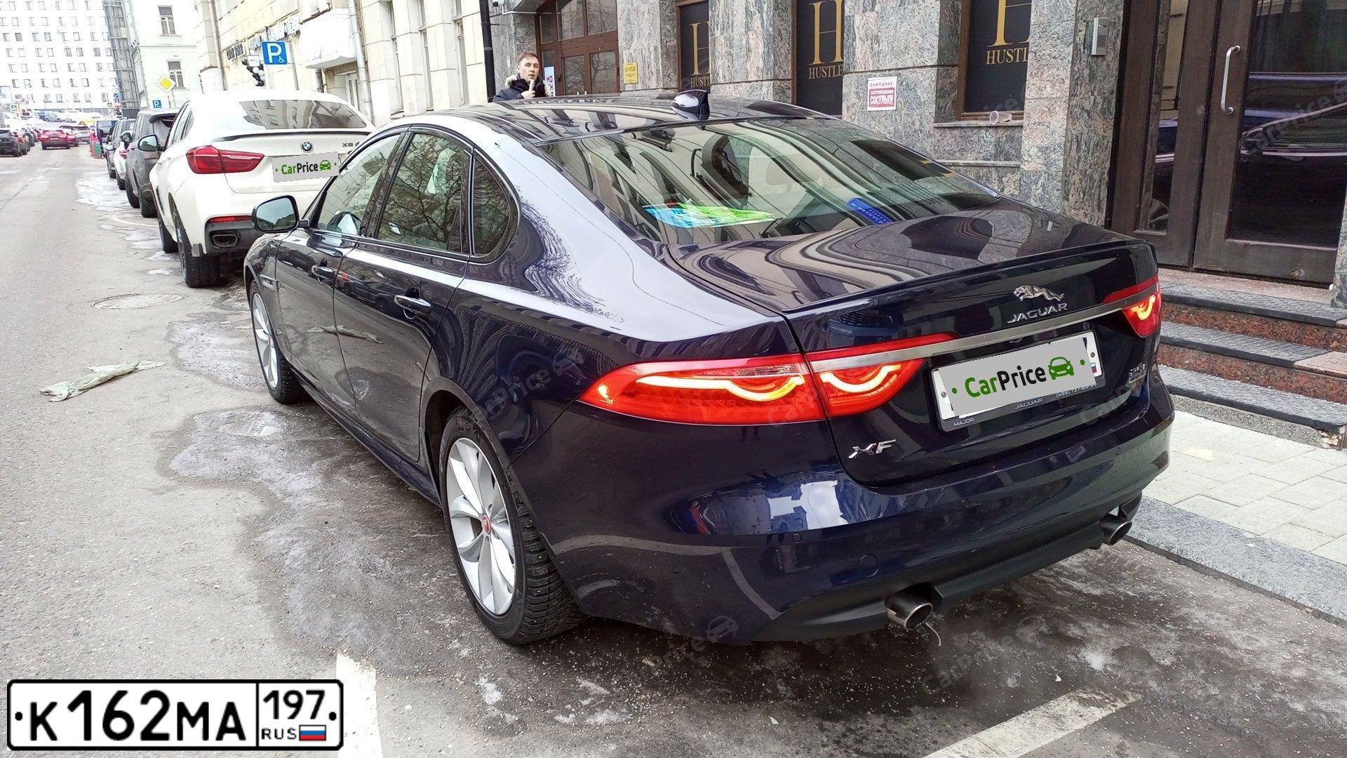 Фото автомобиля JAGUAR XF-SERIE, 2018 — госномер О573ОМ62. Цвет: Темно-синий