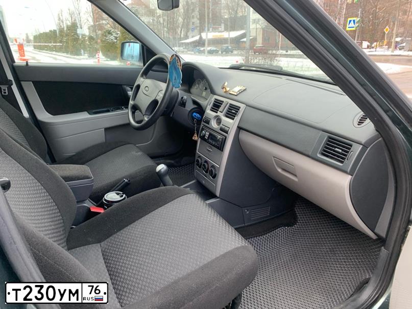 Фото автомобиля VAZ LADA 217030 LADA PRIORA, 2011 — госномер С126ВХ76. Цвет: ЗЕЛЕНЫЙ