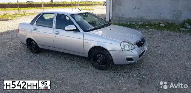 Фото автомобиля LADA 2190 GRANTA, 2013 — госномер Н542НН95