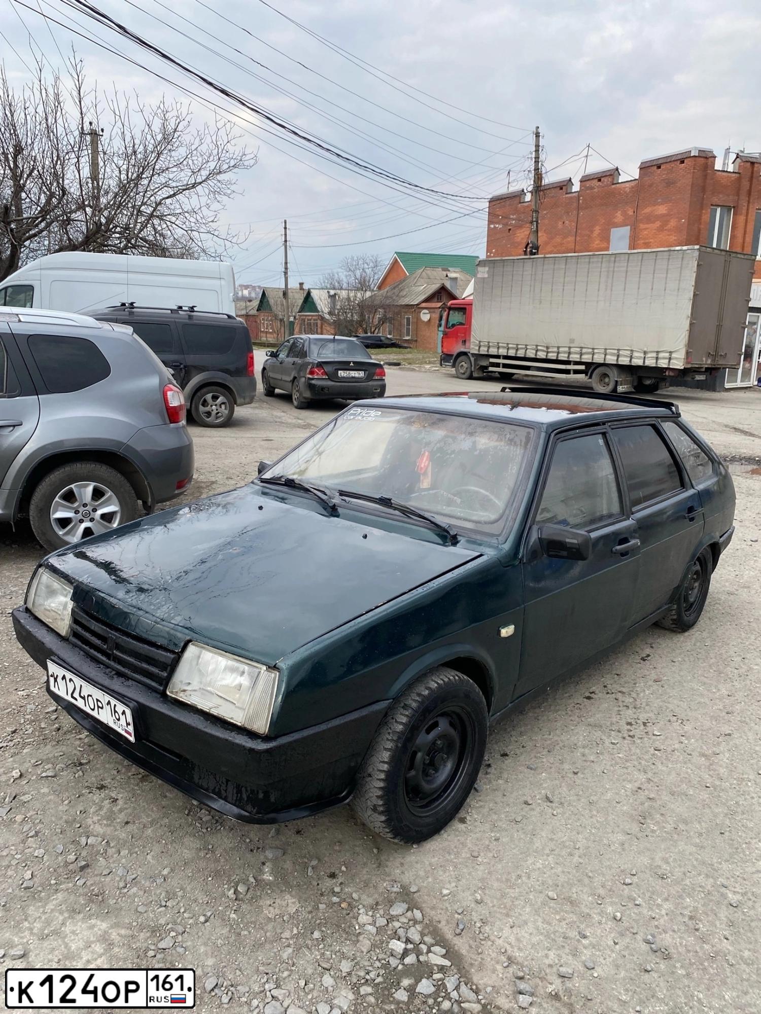 Фото автомобиля LADA 2109 SAMARA, 2001 — госномер К124ОР161. Цвет: Темно-зеленый
