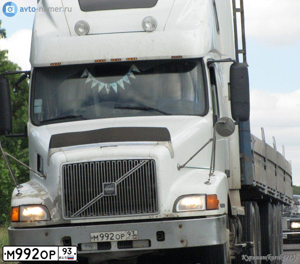 Фото автомобиля VOLVO FH12, 2002 — госномер В452ТВ09