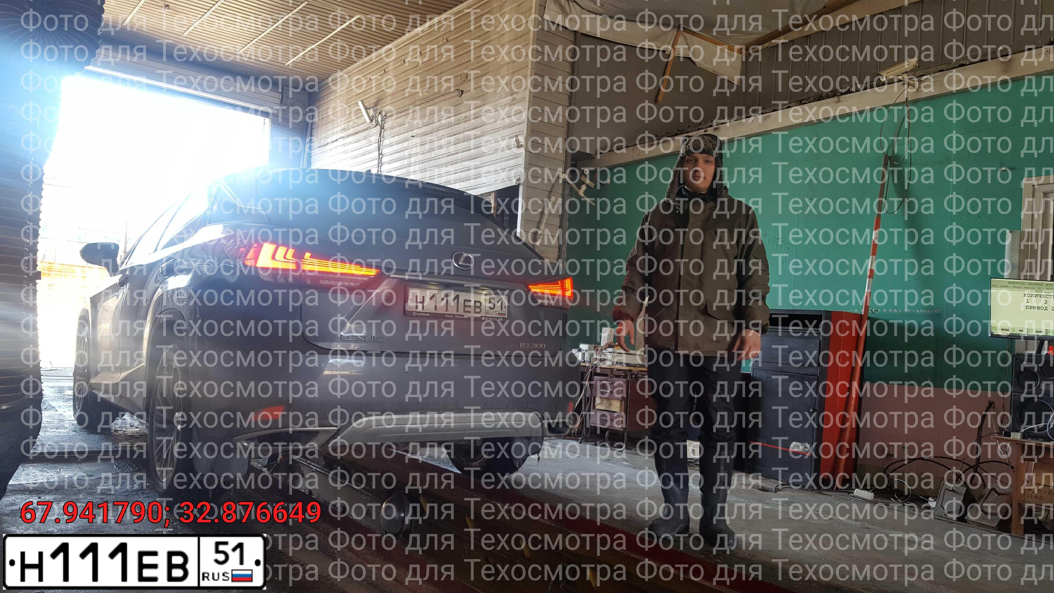 Фото автомобиля TOYOTA CAMRY, 2004 — госномер Н111ЕВ51. Цвет: ЧЕРНЫЙ