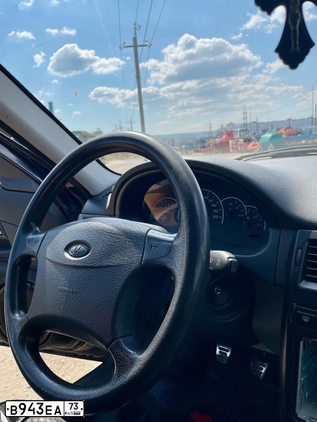 Фото автомобиля LADA 2170 PRIORA, 2011 — госномер Р420ВК82. Цвет: Сине-Черный