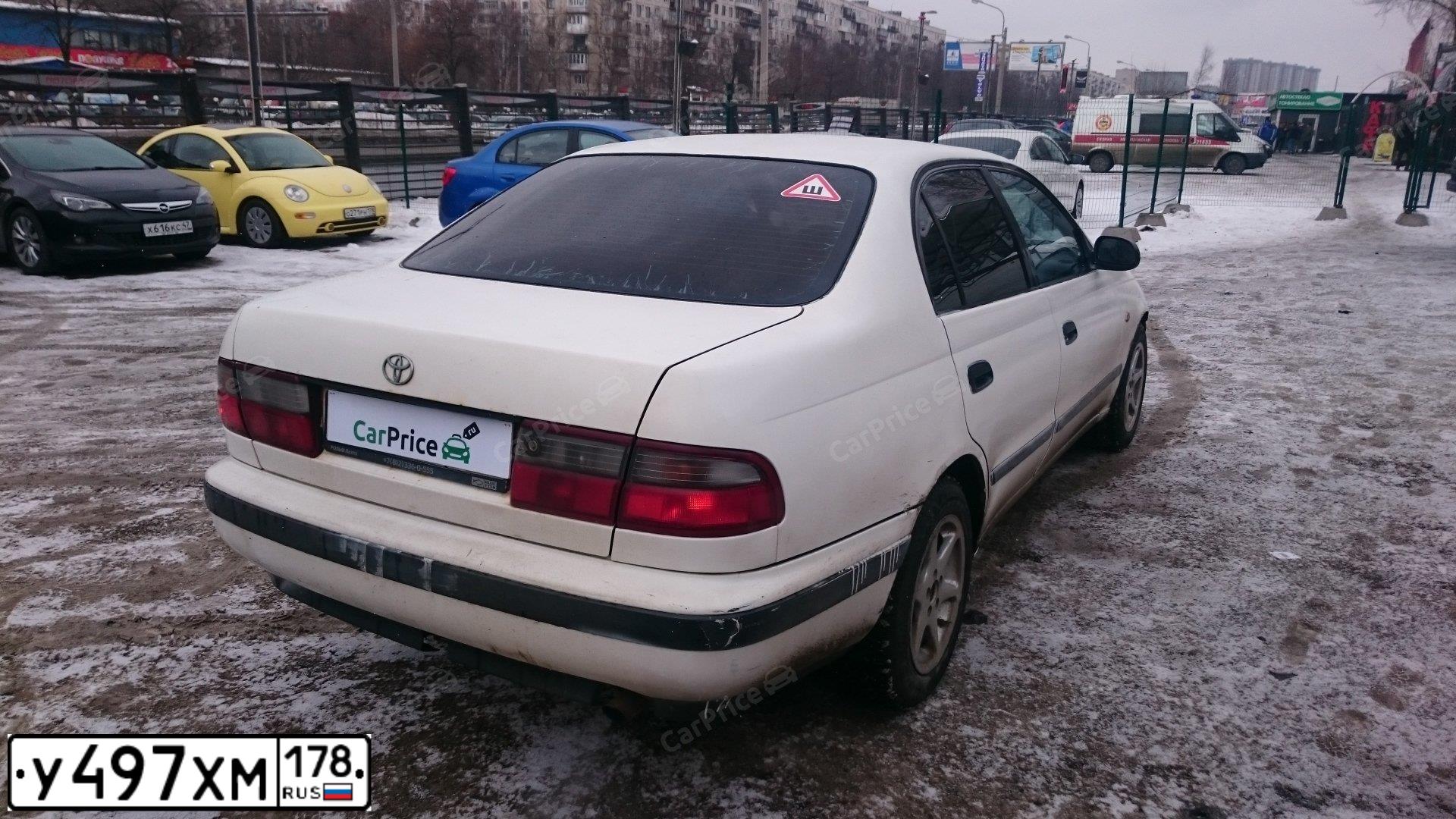 Фото автомобиля TOYOTA CARINA, 1992 — госномер С827ОВ67. Цвет: Белый