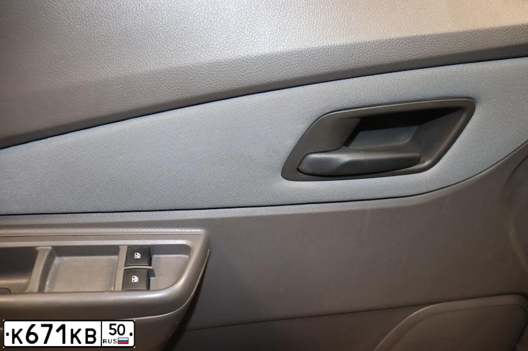Фото автомобиля CHEVROLET COBALT, 2013 — госномер В616УХ33. Цвет: ЧЕРНЫЙ