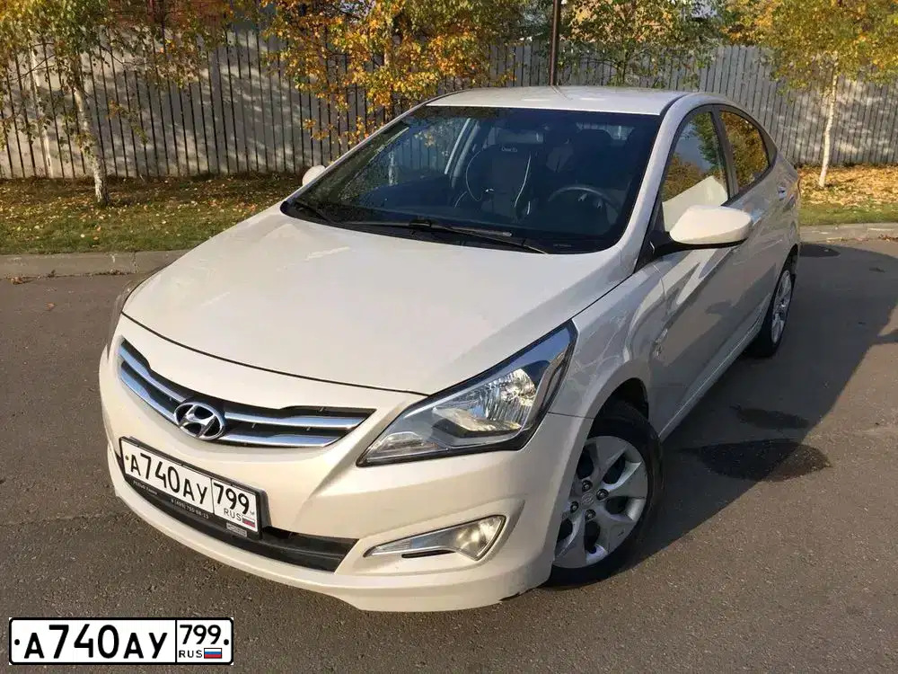 Фото автомобиля HYUNDAI SOLARIS, 2015 — госномер А740АУ799. Цвет: БЕЖЕВЫЙ