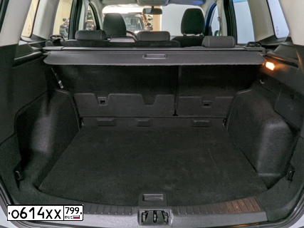 Фото автомобиля TOYOTA LANDCRUISER 200, 2016 — госномер В614ХХ799. Цвет: ЧЕРНЫЙ