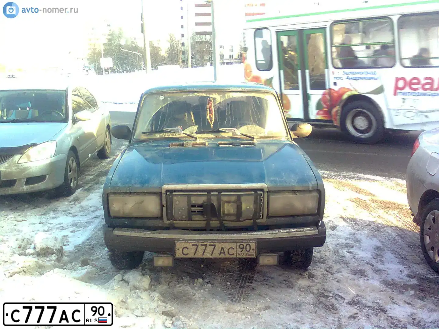 Фото автомобиля VAZ ВАЗ 21070, 2001 — госномер С777АС90. Цвет: СИНЕ-ЗЕЛЕНЫЙ
