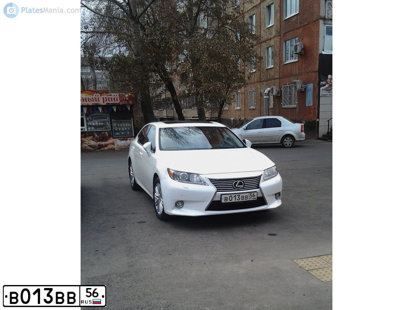 Фото автомобиля VOLKSWAGEN TOUAREG, 2019 — госномер В013ВВ56. Цвет: БЕЛЫЙ