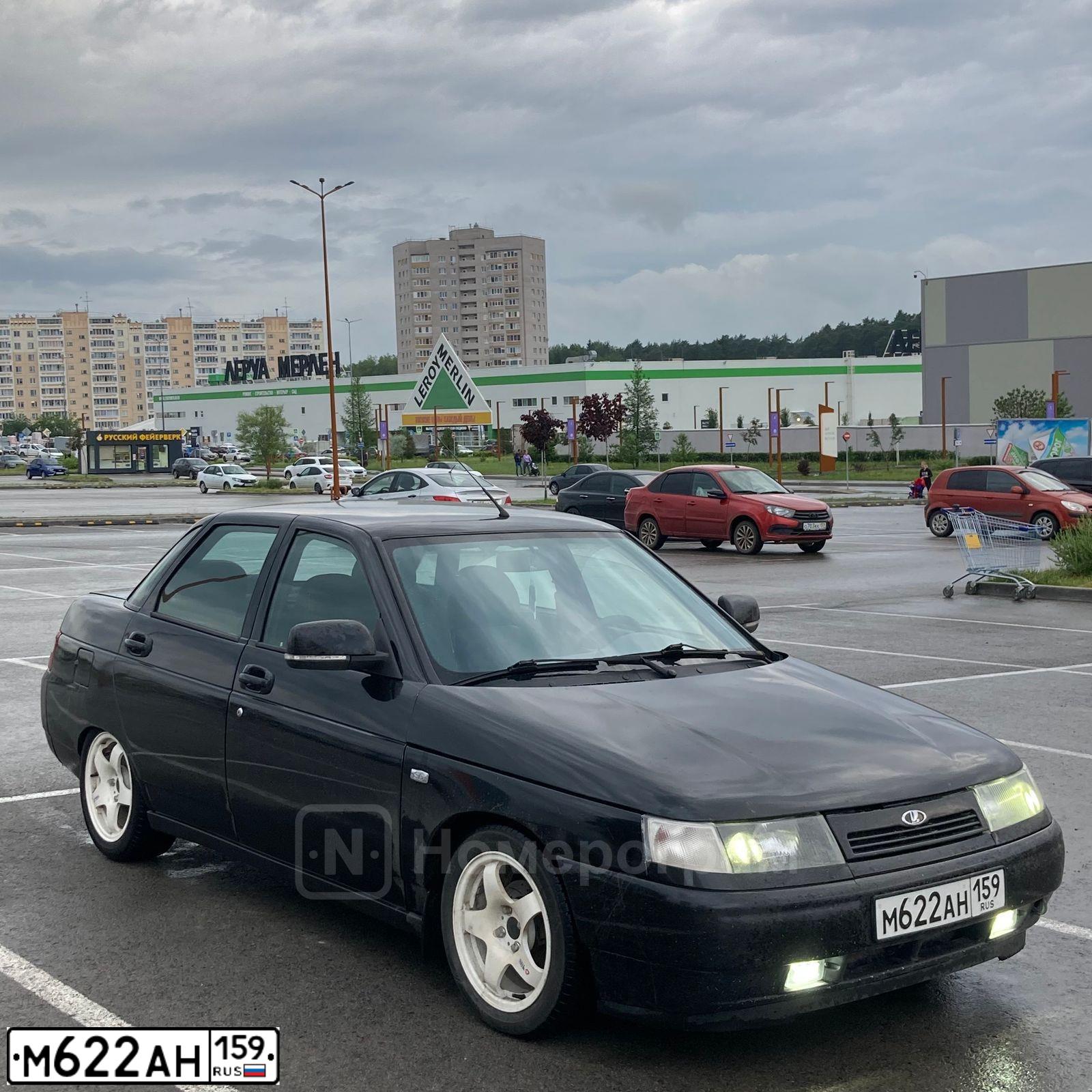 Фото автомобиля LADA 2110 LADA, 2006 — госномер М622АН159. Цвет: ГРАФИТОВЫЙ МЕТАЛЛИК