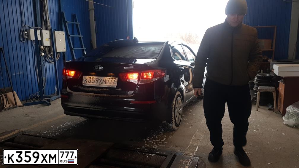 Фото автомобиля KIA RIO, 2017 — госномер Р157НА48