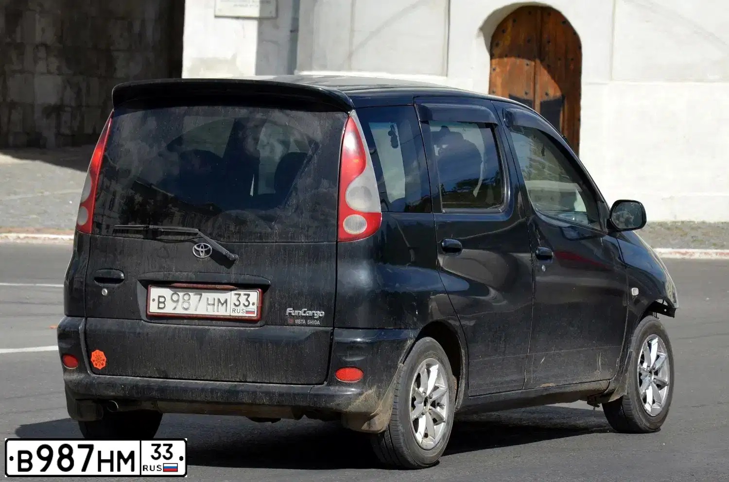 Фото автомобиля TOYOTA FUNCARGO, 2001 — госномер М187РТ67