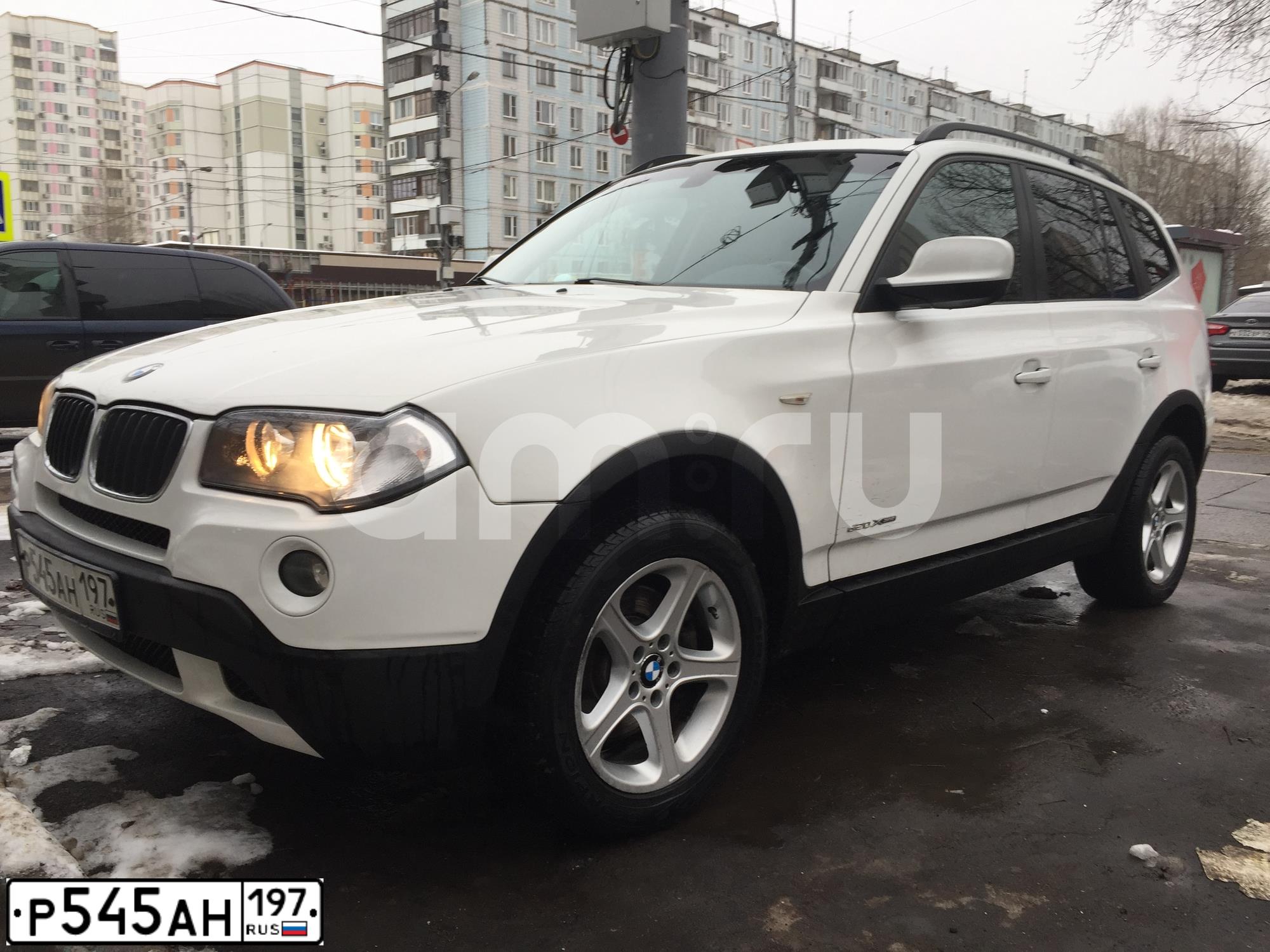 Фото автомобиля TOYOTA LANDCRUISER 200, 2010 — госномер Р545АМ197. Цвет: ЧЕРНЫЙ