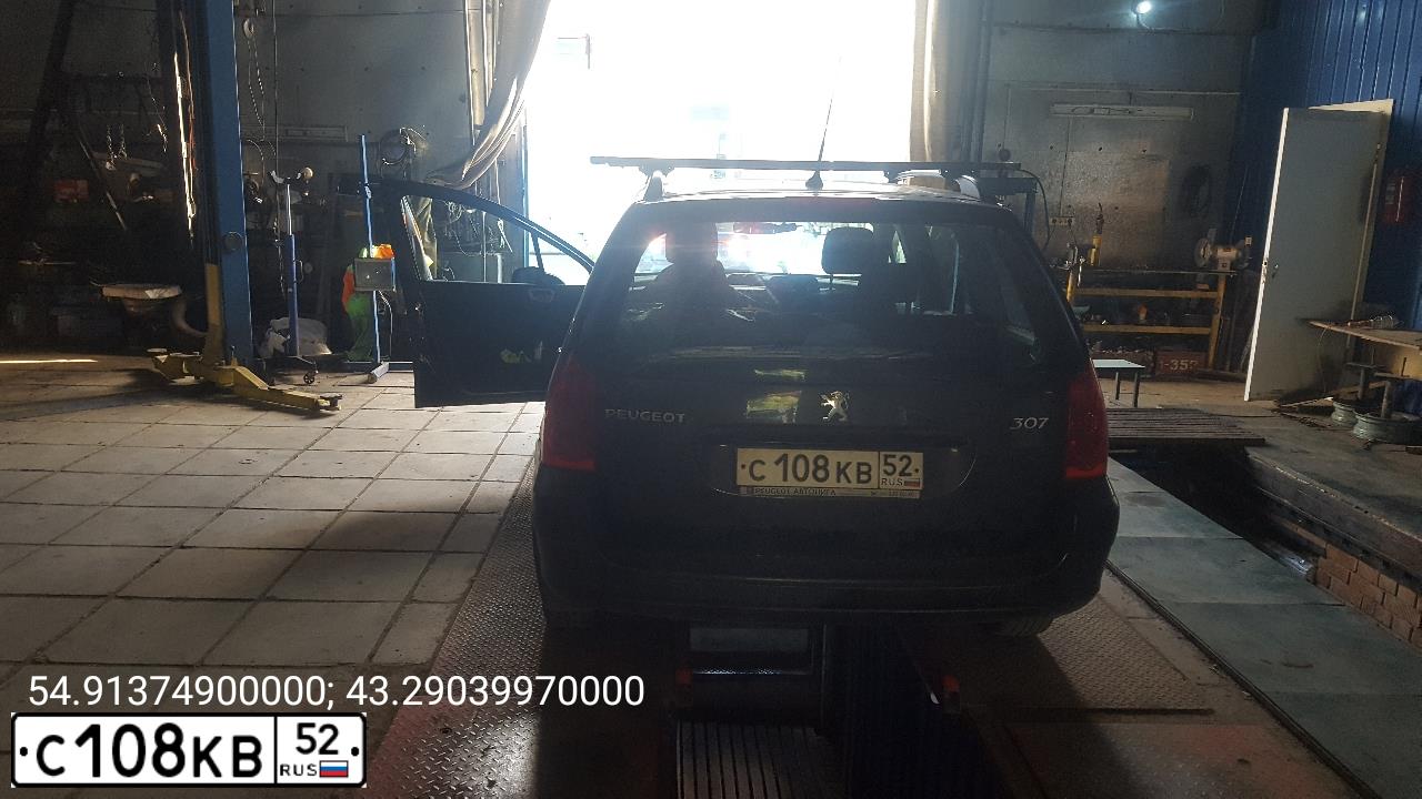 Фото автомобиля PEUGEOT 307, 2007 — госномер С108КВ52. Цвет: ЧЕРНЫЙ