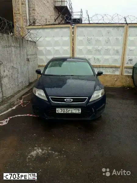 Фото автомобиля FORD MONDEO, 2012 — госномер С703РЕ178. Цвет: ТЕМНО-СИНИЙ
