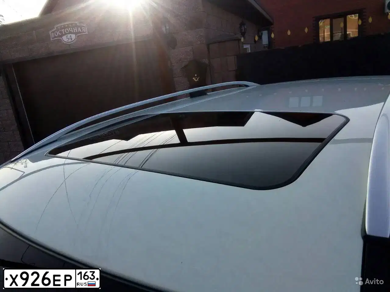 Фото автомобиля VOLKSWAGEN JETTA, 2013 — госномер У007КТ63. Цвет: Белый