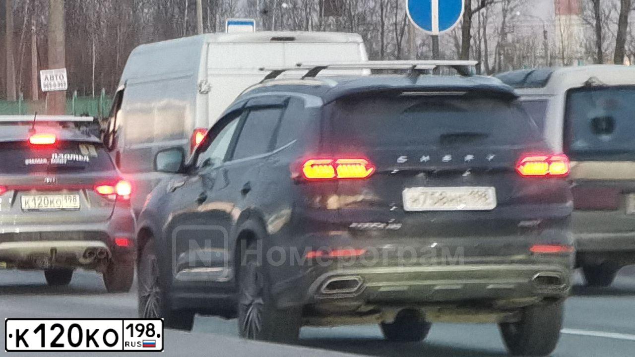 Фото автомобиля KIA RIO, 2020 — госномер М601ВУ147. Цвет: СЕРЫЙ