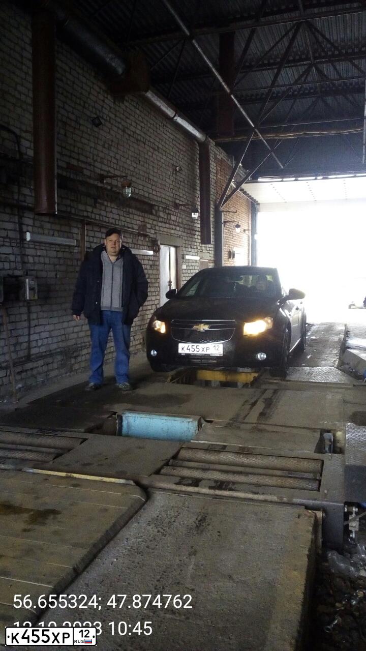 Фото автомобиля CHEVROLET CRUZE, 2012 — госномер В932СА197. Цвет: ЧЕРНЫЙ МЕТАЛЛИК