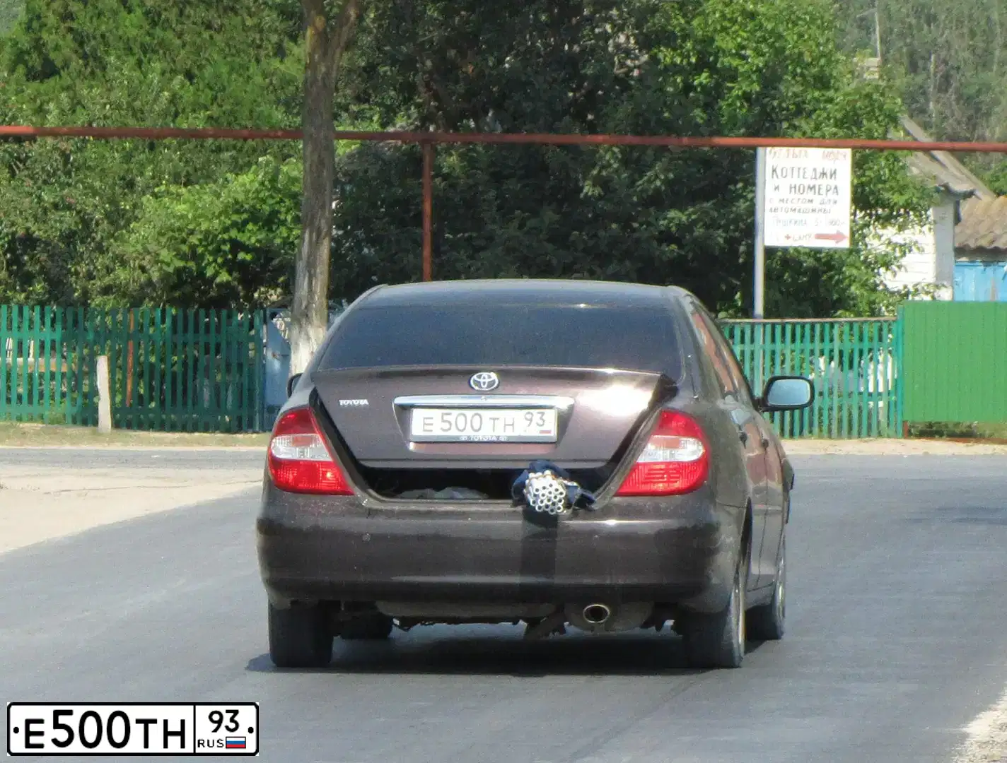 Фото автомобиля TOYOTA CAMRY, 2004 — госномер Р837УМ123. Цвет: СЕРЫЙ