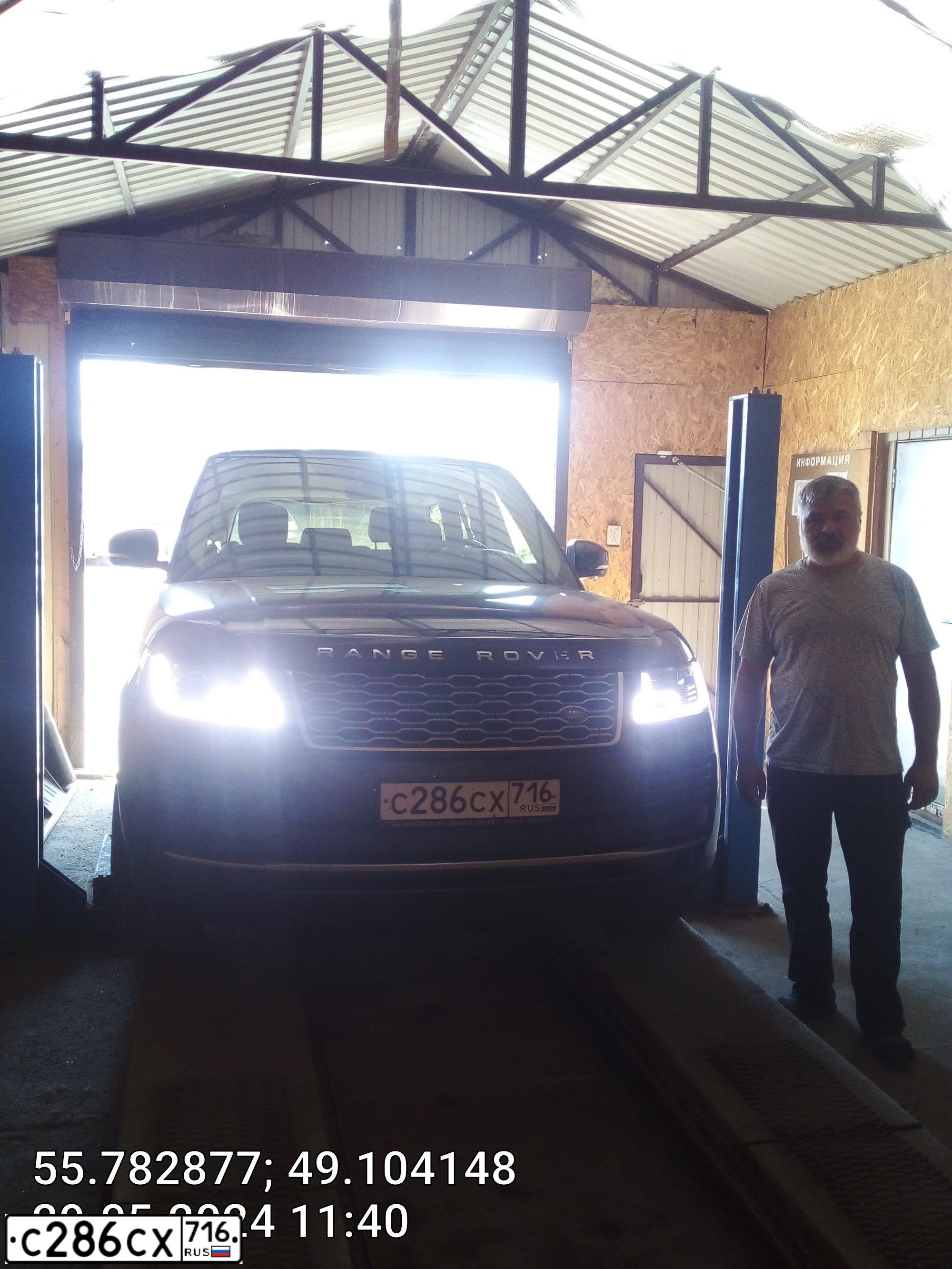 Фото автомобиля LANDROVER RANGE ROVER, 2019 — госномер С286СХ716. Цвет: ТЕМНО СЕРЫЙ