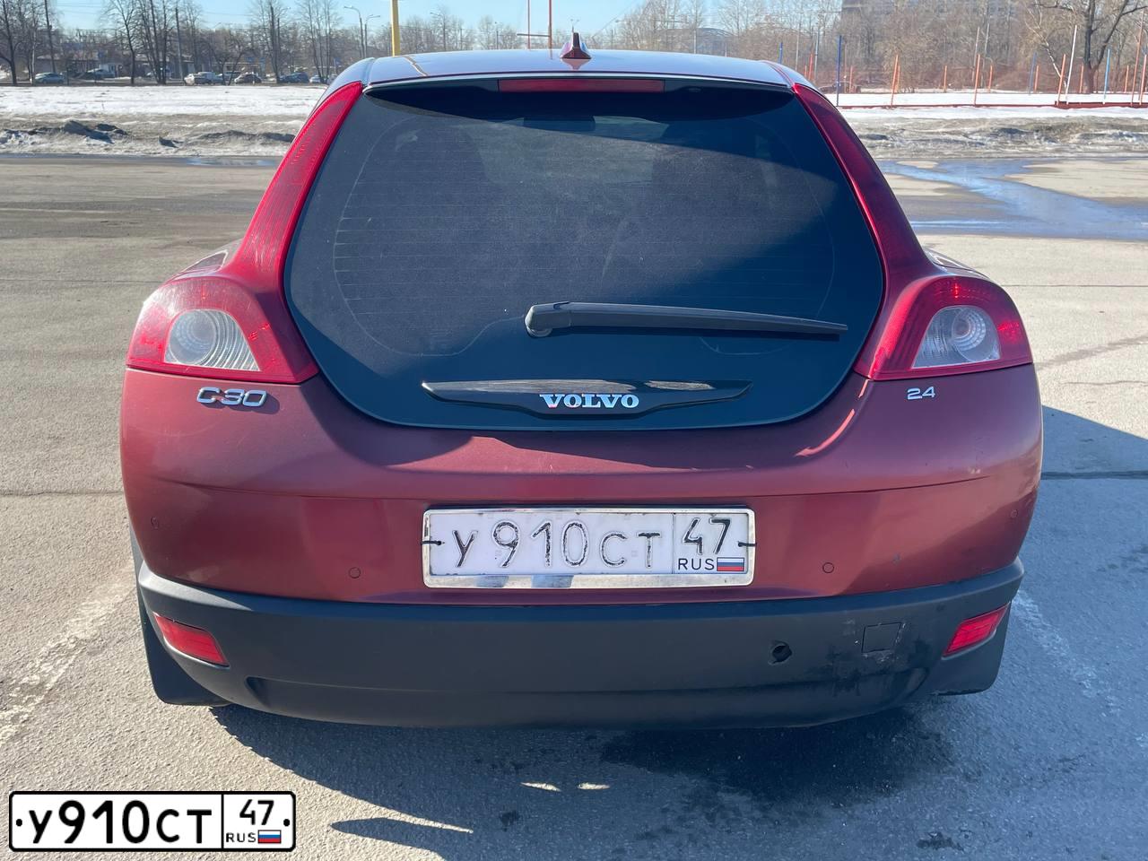 Фото автомобиля VOLVO C30, 2007 — госномер О382КН154. Цвет: Красный