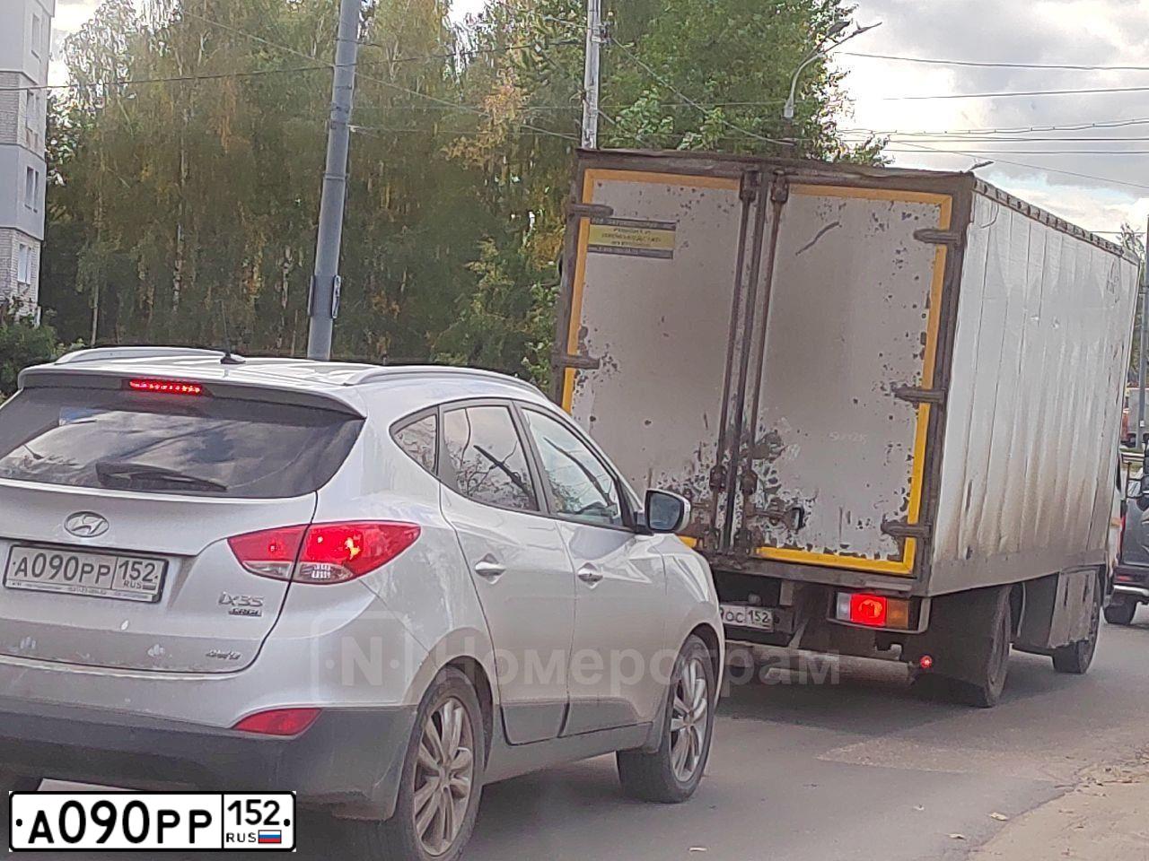 Фото автомобиля HYUNDAI I30, 2012 — госномер Н905РВ152. Цвет: Коричневый
