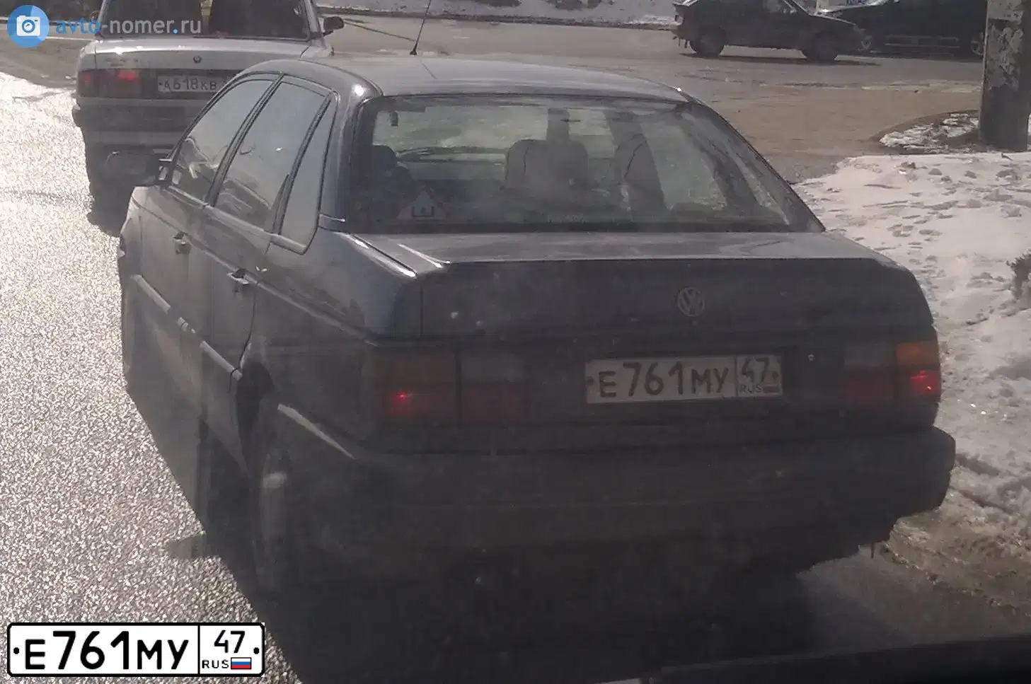 Фото автомобиля VOLKSWAGEN PASSAT, 1990 — госномер С479СУ178. Цвет: ТЕМНО-СИНИЙ
