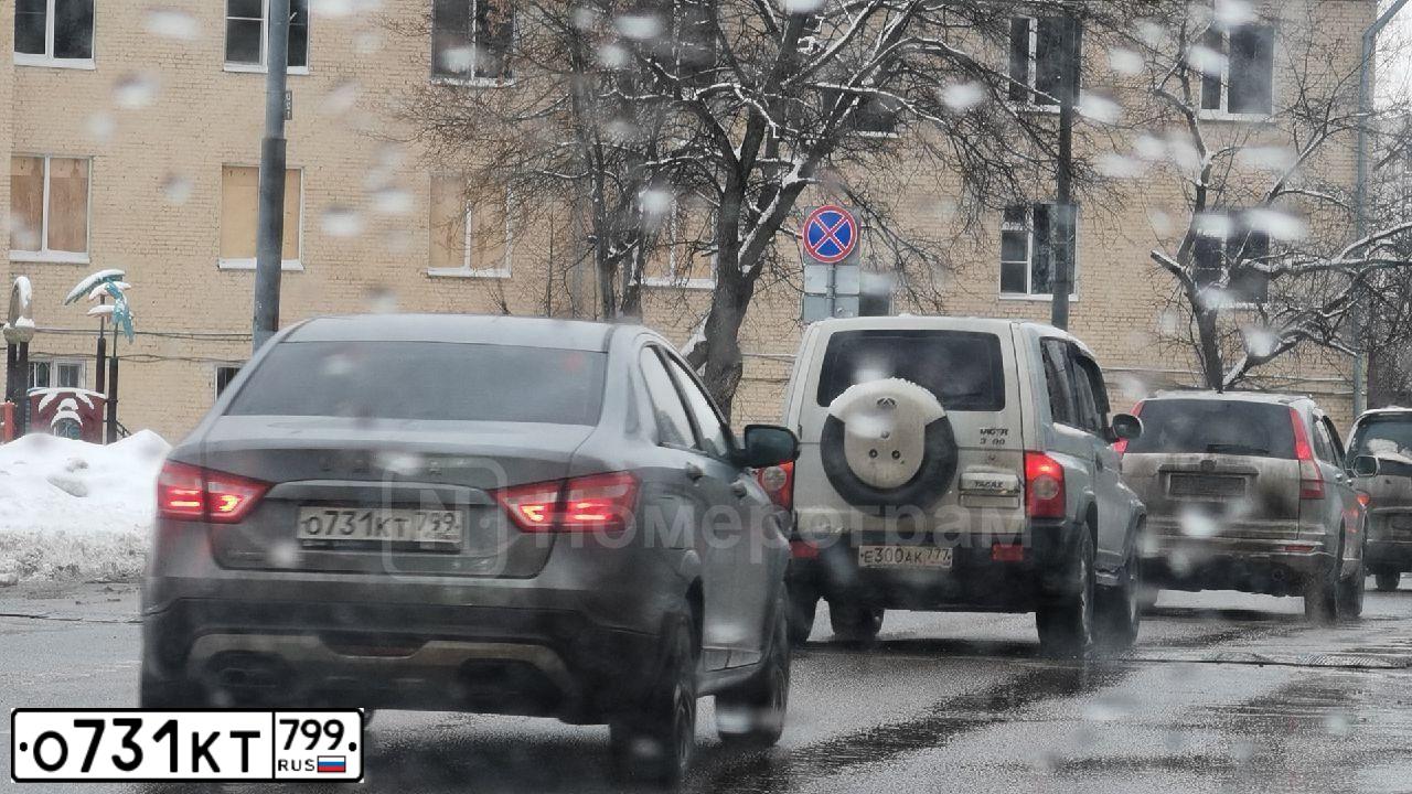 Фото автомобиля LADA VESTA, 2018 — госномер О731КТ799. Цвет: Серый