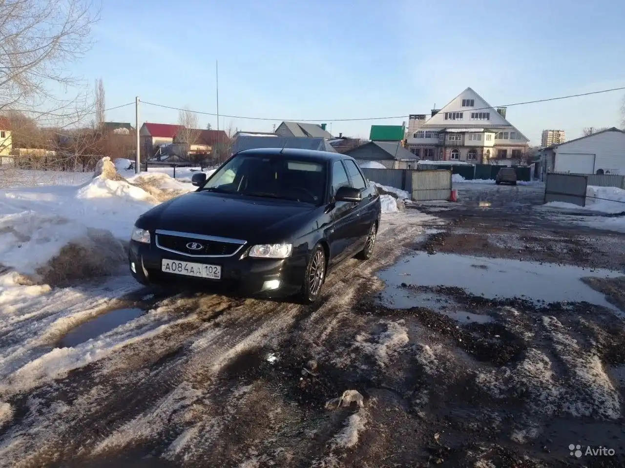 Фото автомобиля LEXUS LX450D, 2020 — госномер Р219ЕК198. Цвет: ЧЕРНЫЙ