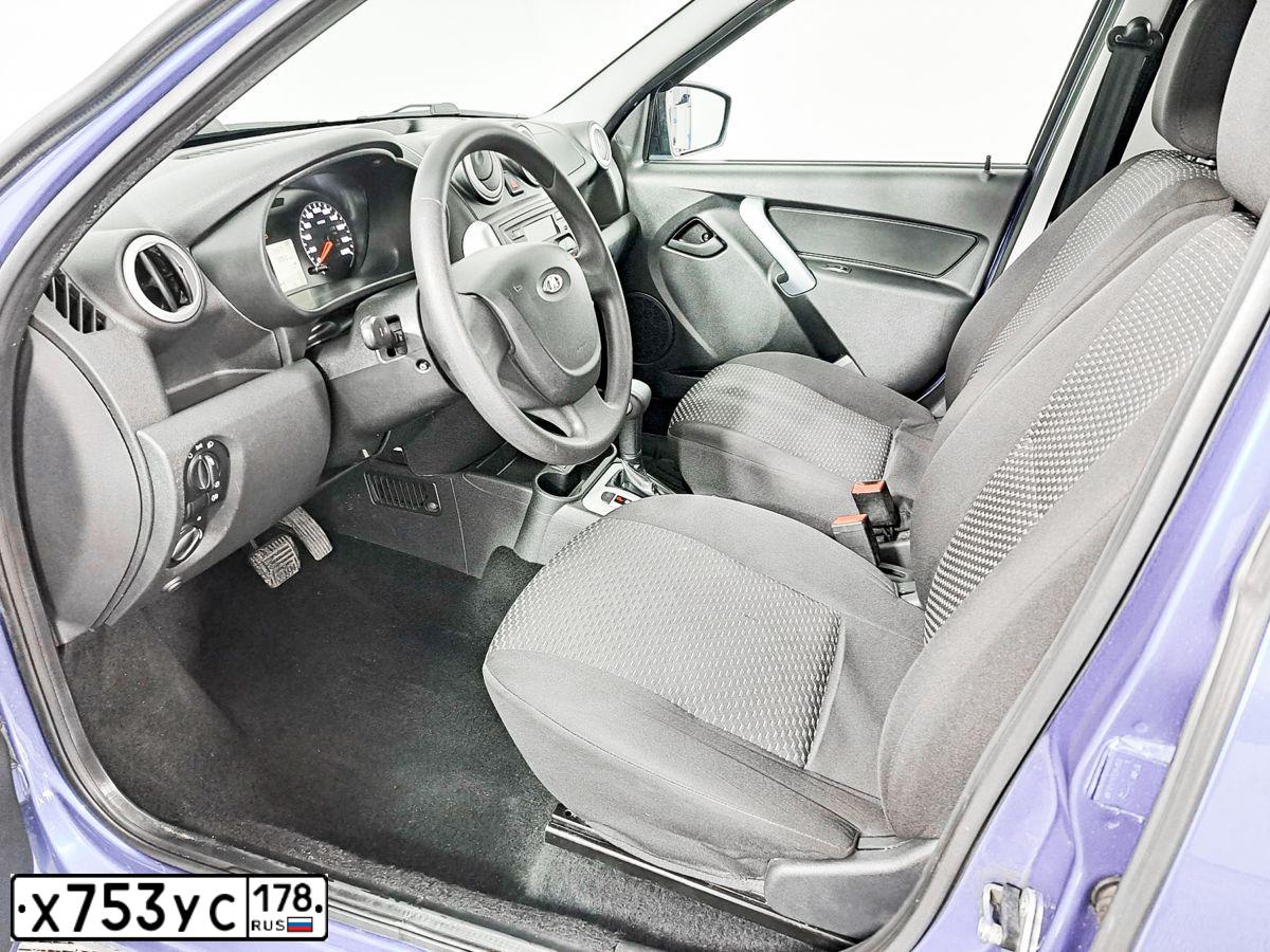 Фото автомобиля LADA 2190 GRANTA, 2017 — госномер С975ХК716. Цвет: ЯРКО-СИНИЙ