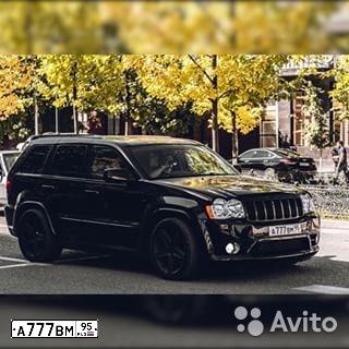 Фото автомобиля JEEP GRAND CHEROKEE, 2007 — госномер Е095МО95. Цвет: ЧЕРНЫЙ
