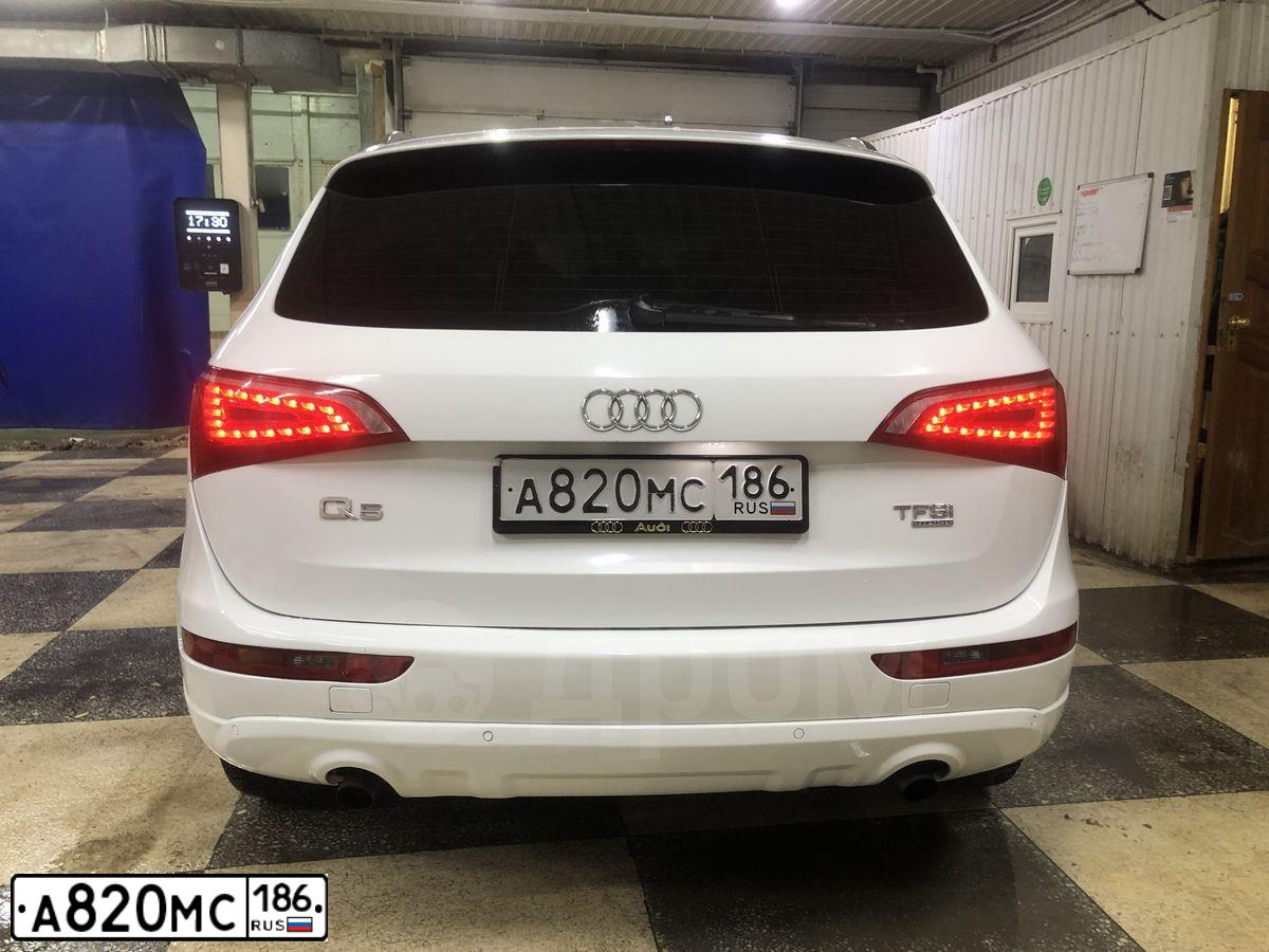 Фото автомобиля AUDI Q5, 2011 — госномер А820МС186. Цвет: Белый