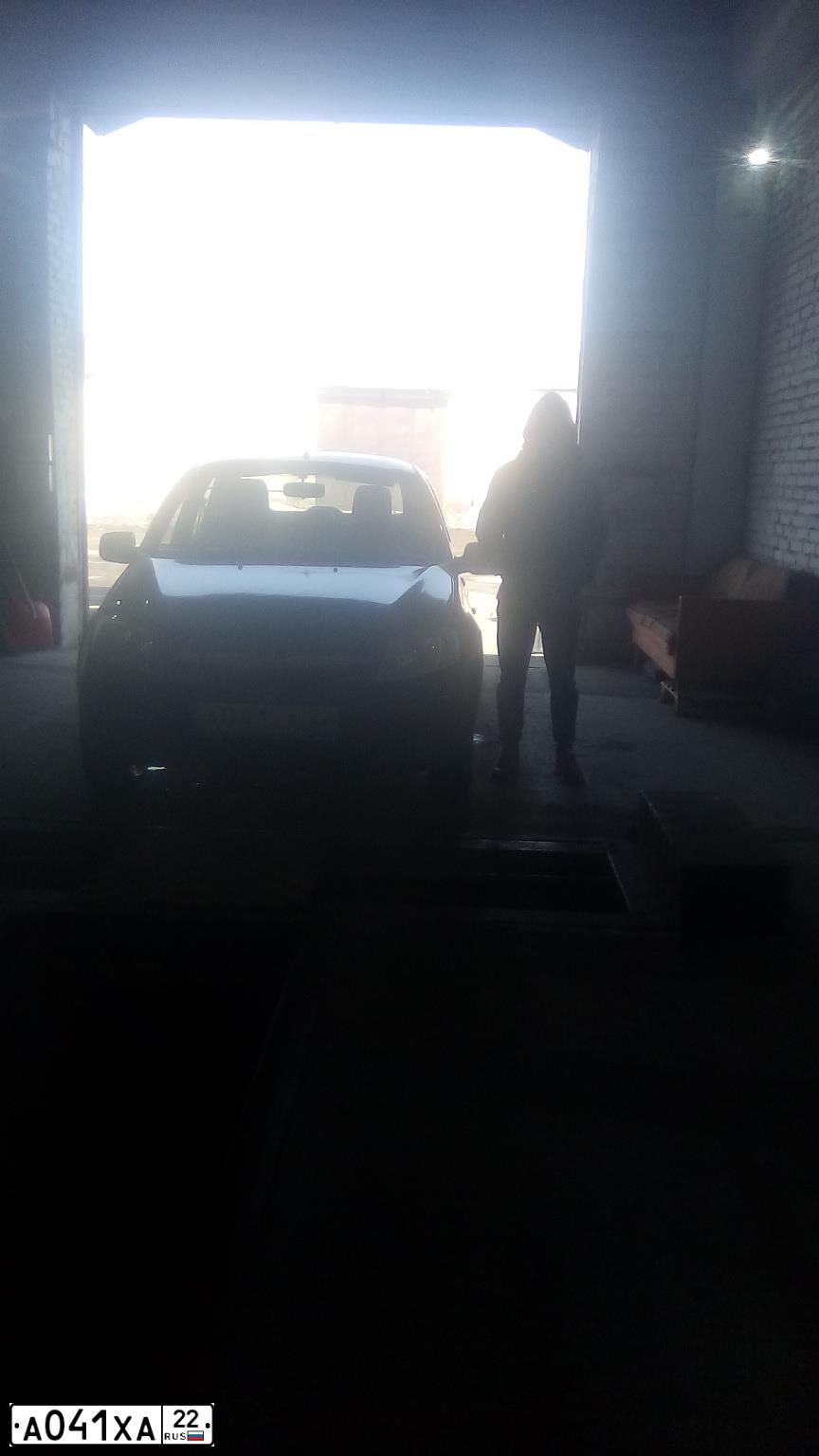 Фото автомобиля LADA 2190 GRANTA, 2013 — госномер А041ХА22. Цвет: ТЕМНО-ВИШНЕВЫЙ