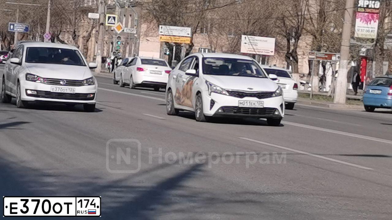 Фото автомобиля HYUNDAI SONATA, 2012 — госномер Т322КС196. Цвет: СЕРЫЙ
