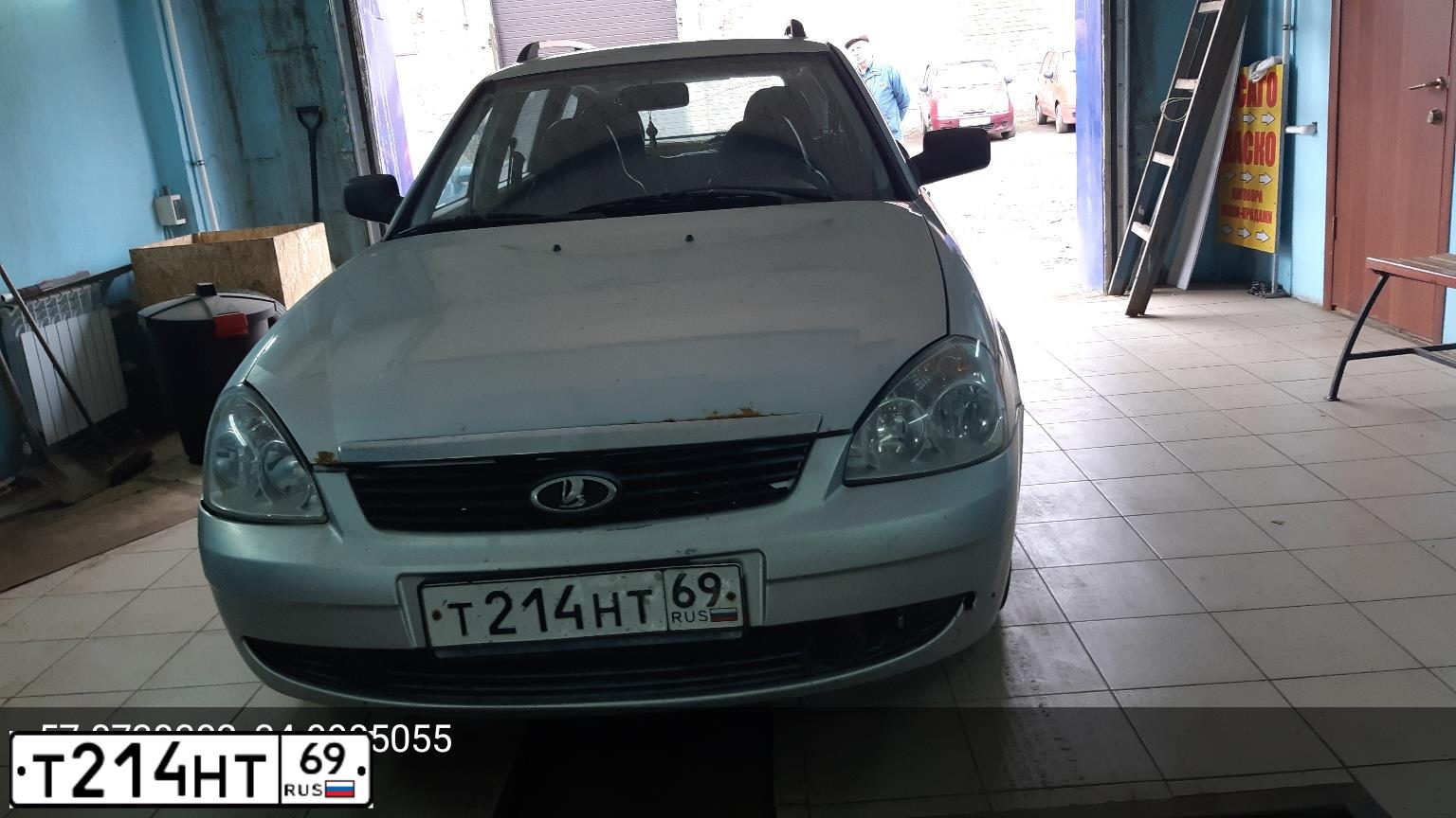 Фото автомобиля LADA PRIORA, 2010 — госномер В068ХТ37. Цвет: СВЕТЛО СЕРЕБРИСТЫЙ МЕТАЛЛ