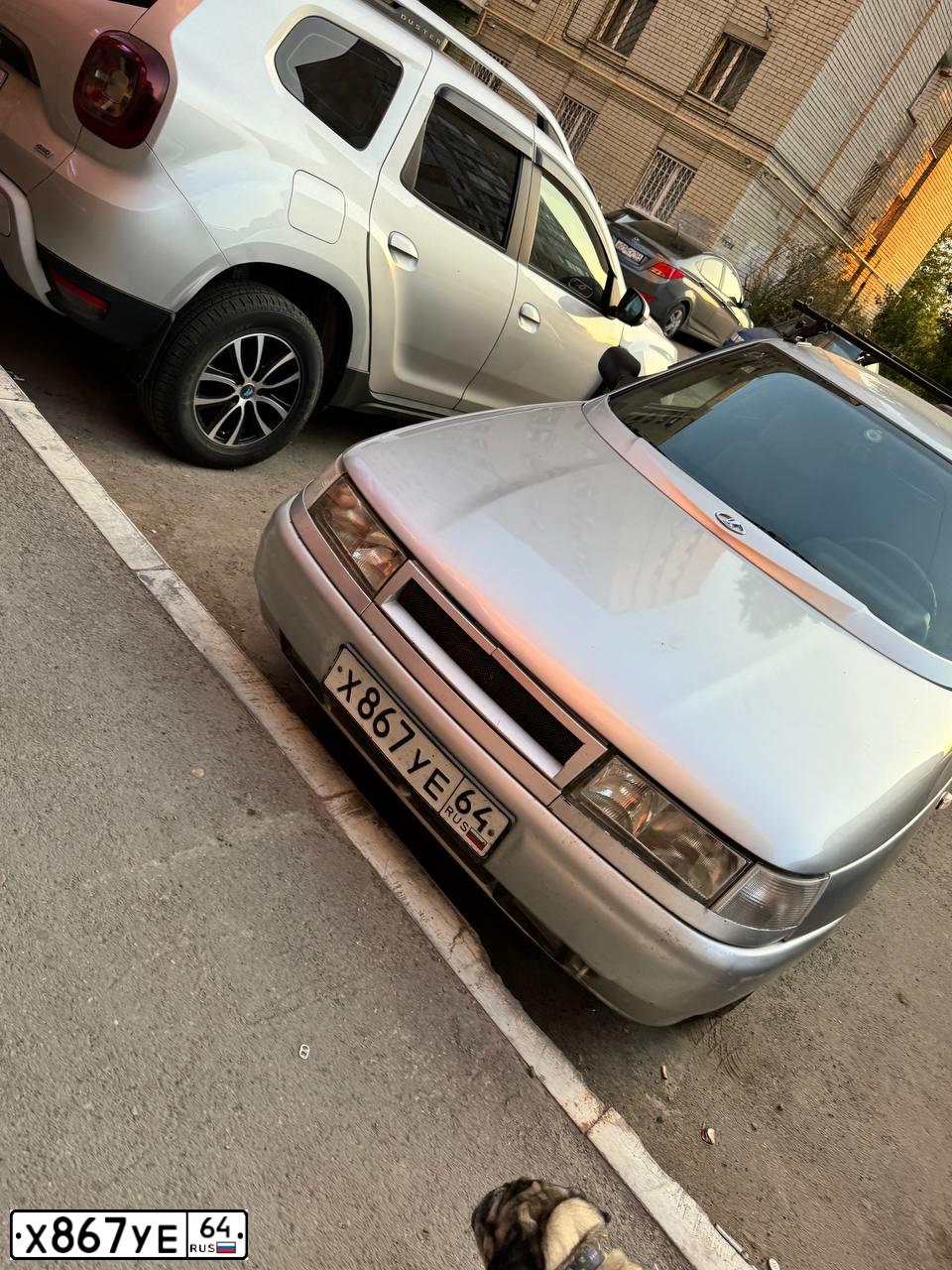 Фото автомобиля LADA 2112, 2006 — госномер Х867УЕ64. Цвет: СВЕТЛО СЕРЕБРИСТЫЙ МЕТАЛЛ