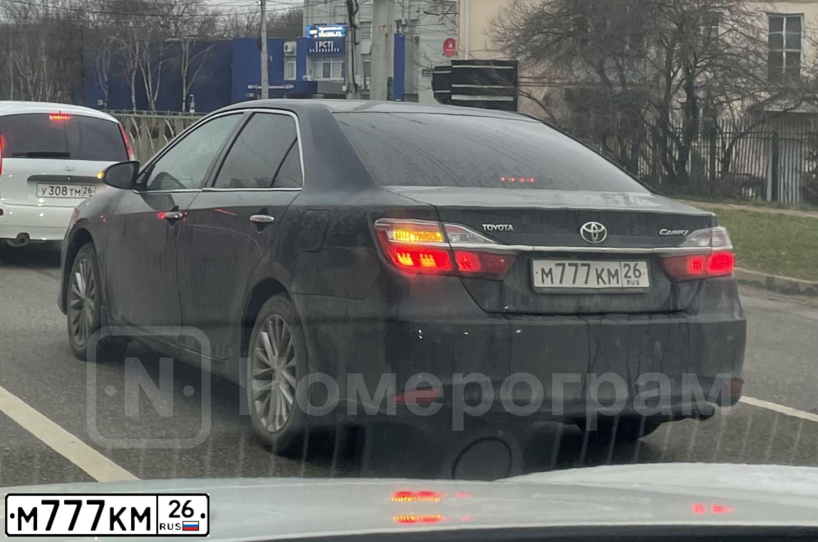 Фото автомобиля BMW X3, 2008 — госномер М777КМ26. Цвет: БЕЖЕВЫЙ