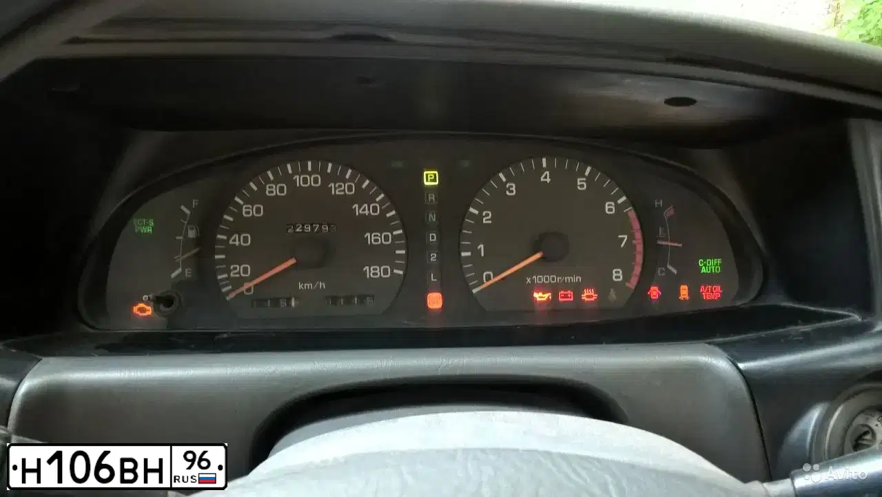 Фото автомобиля VOLVO S80, 2007 — госномер Н106ВХ96. Цвет: ЧЕРНЫЙ
