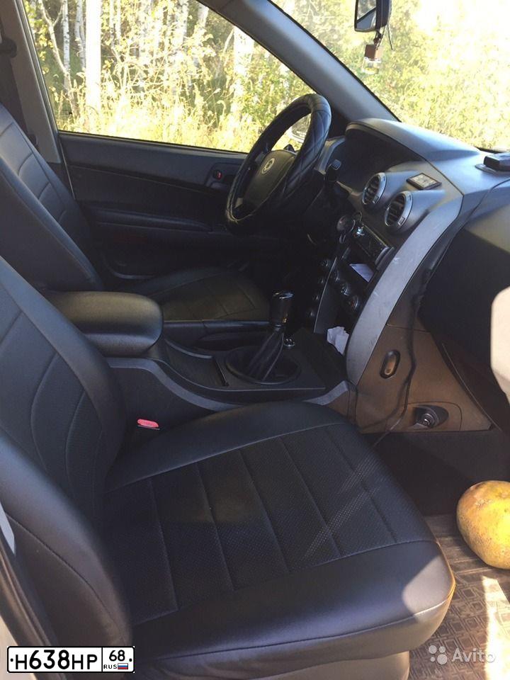 Фото автомобиля SSANGYONG ACTYON SPORTS, 2010 — госномер С200НК31. Цвет: Серебристый