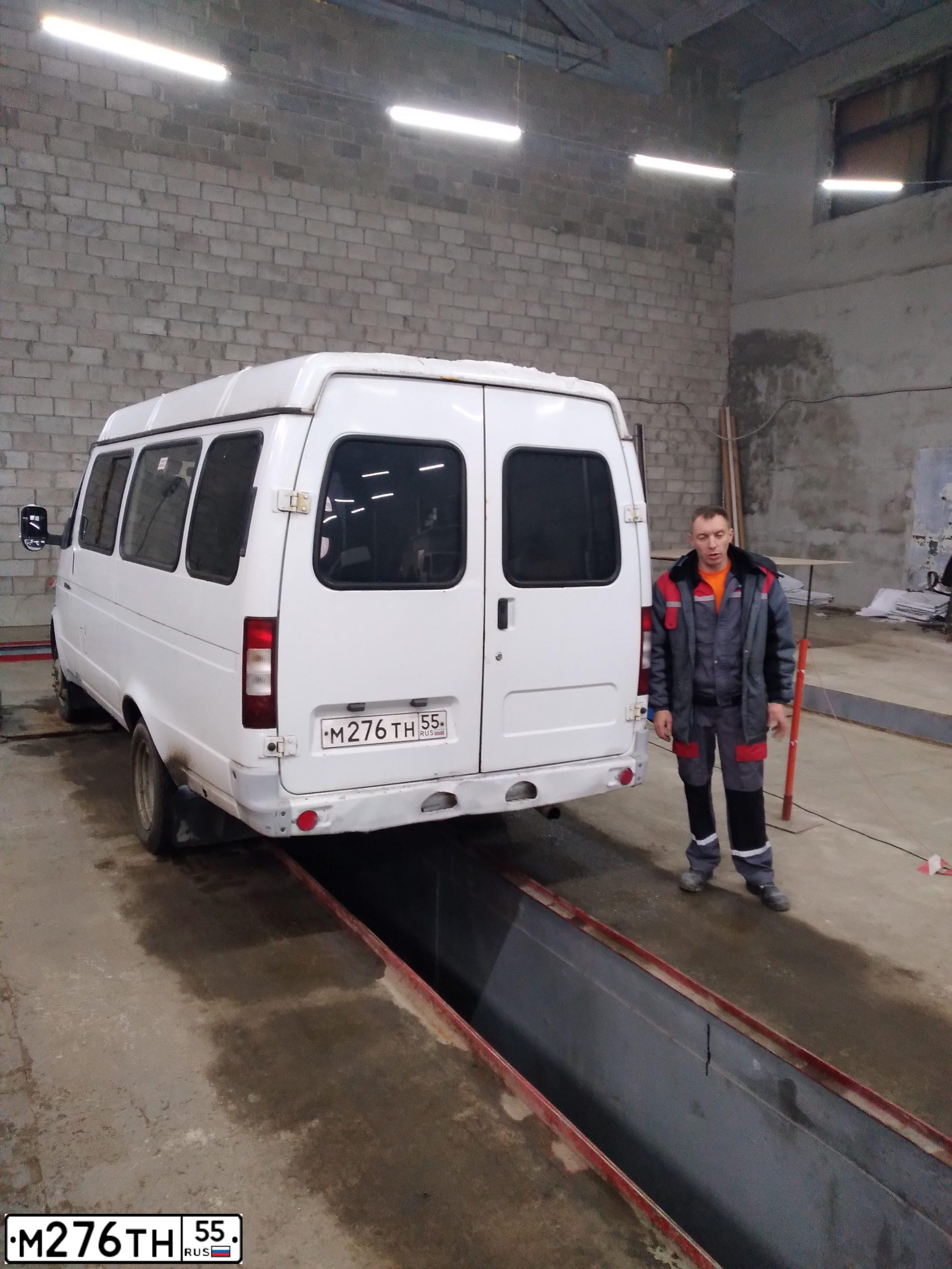 Фото автомобиля GAZ 3221 EL, 2008 — госномер М276ТН55. Цвет: БЕЛЫЙ