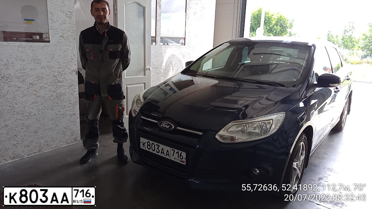 Фото автомобиля FORD FOCUS, 2012 — госномер С193МХ116. Цвет: Темно-синий