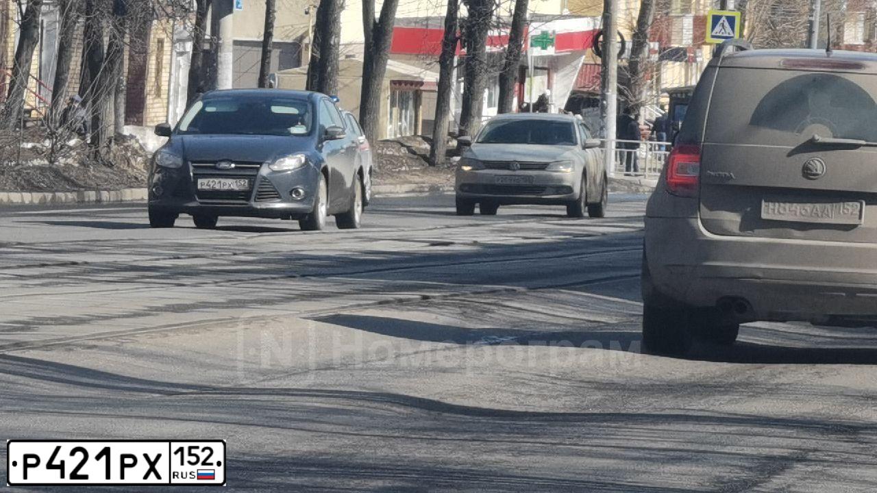 Фото автомобиля FORD FOCUS, 2014 — госномер Р421РХ152
