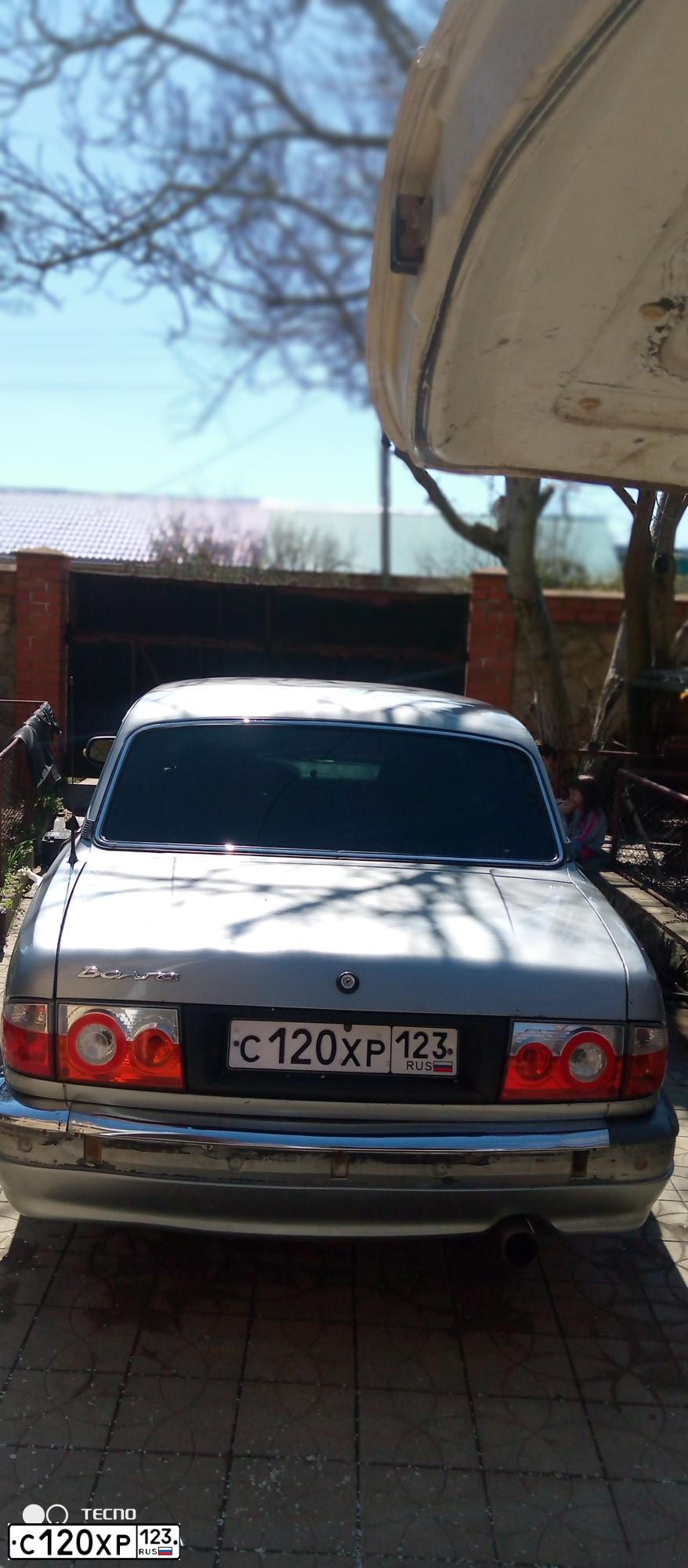 Фото автомобиля GAZ 3110 WOLGA, 2007 — госномер С120ХР123. Цвет: СИЛЬВЕР