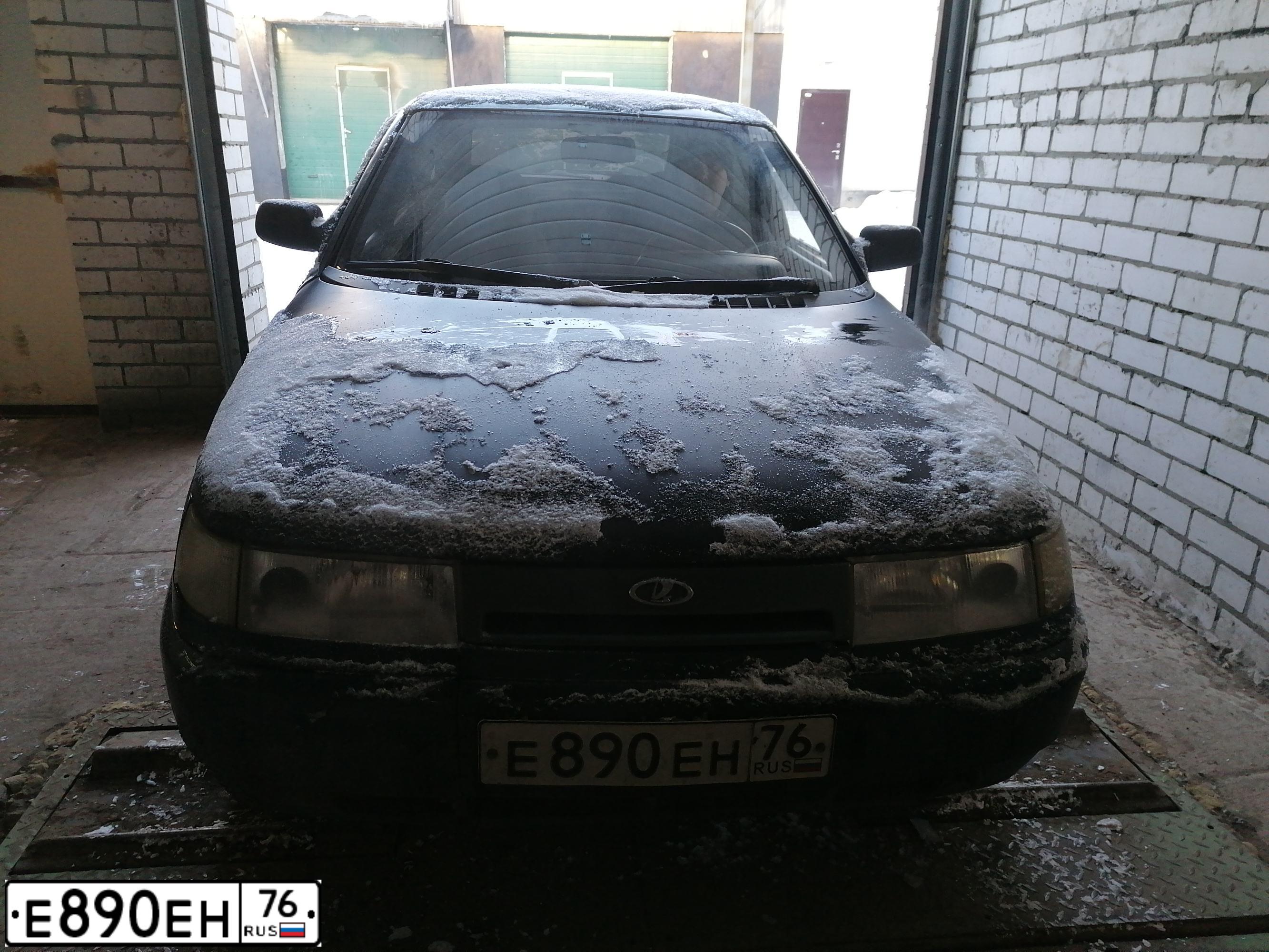 Фото автомобиля LADA 2112 LADA, 2001 — госномер Е890ЕН76. Цвет: ЗЕЛЕНЫЙ
