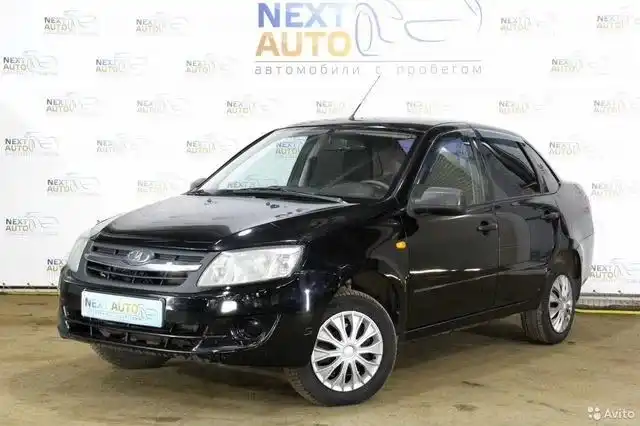 Фото автомобиля LADA 2190 GRANTA, 2012 — госномер У618МН71. Цвет: Сине-Черный