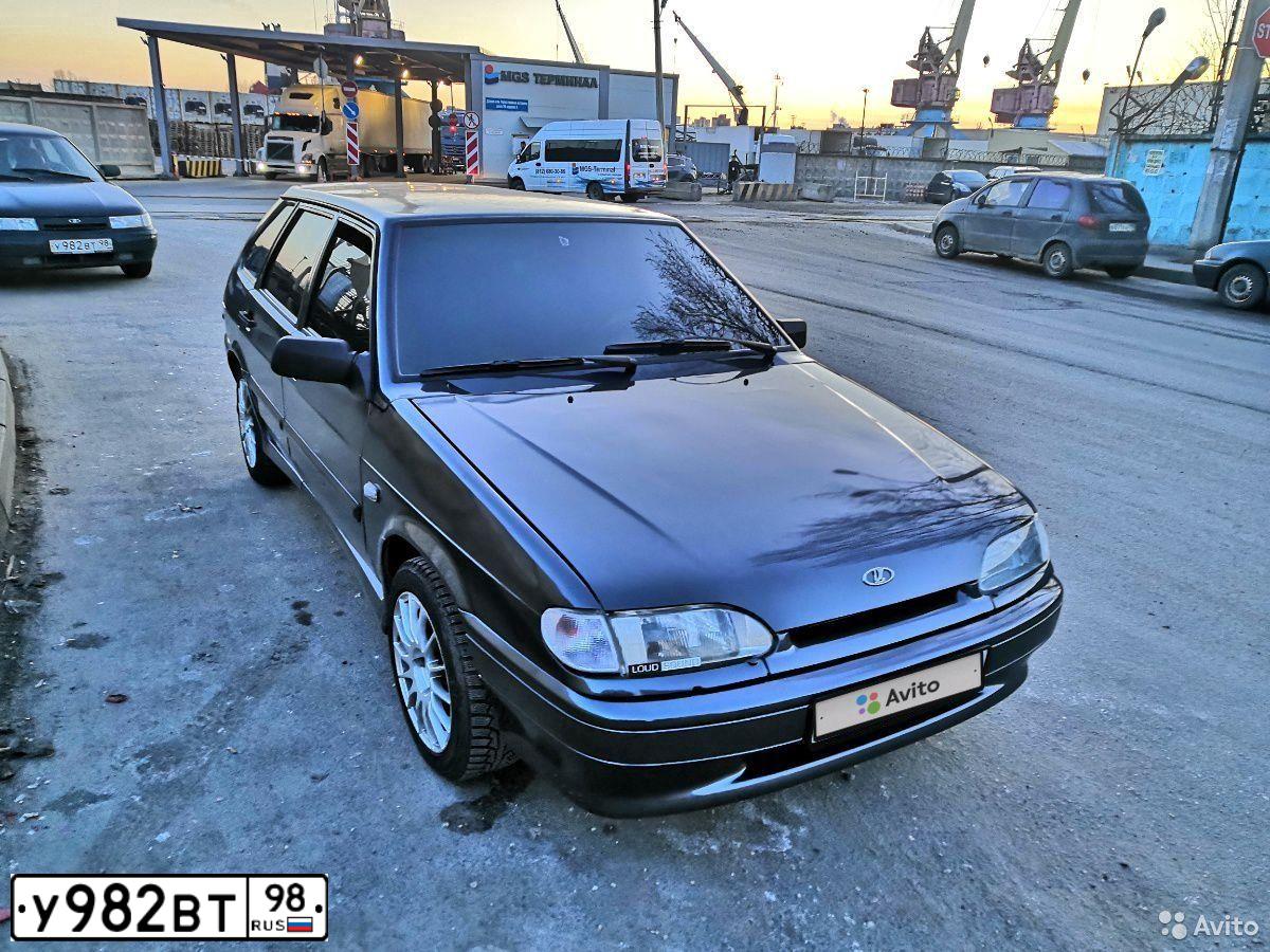 Фото автомобиля LADA 2112, 2003 — госномер У982ВТ98. Цвет: Темно-зеленый