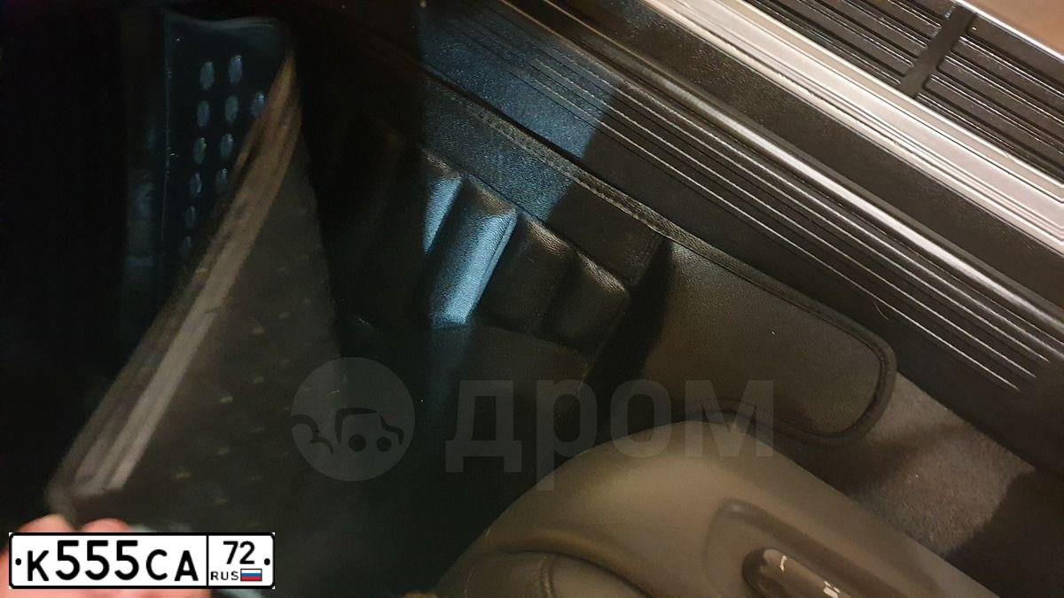 Фото автомобиля TOYOTA LAND CRUISER 200, 2008 — госномер Р195УМ11. Цвет: Серебристый