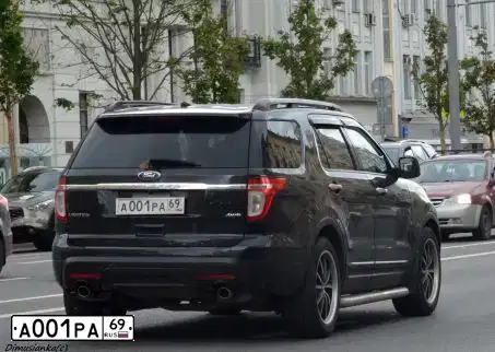 Фото автомобиля FORD EXPLORER, 2012 — госномер А001РА69. Цвет: ЧЕРНЫЙ