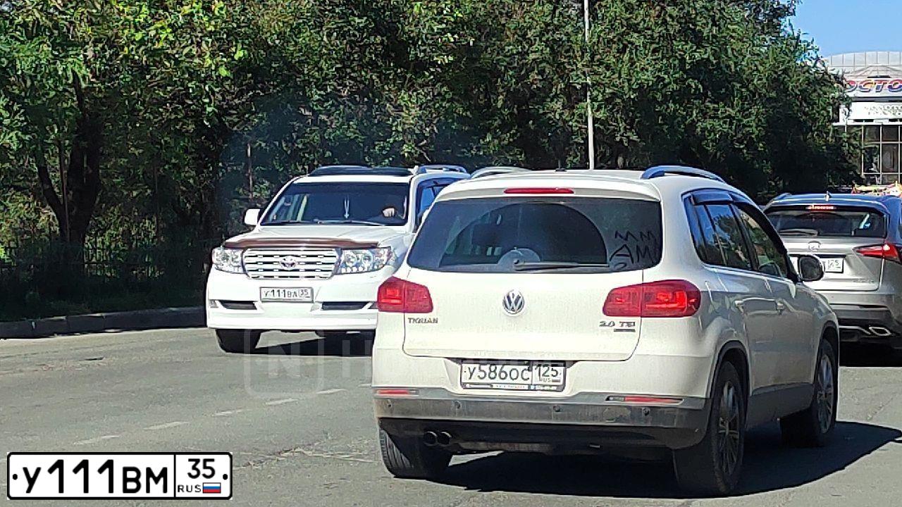 Фото автомобиля AUDI A6, 2000 — госномер У859ТА33. Цвет: Серебристый