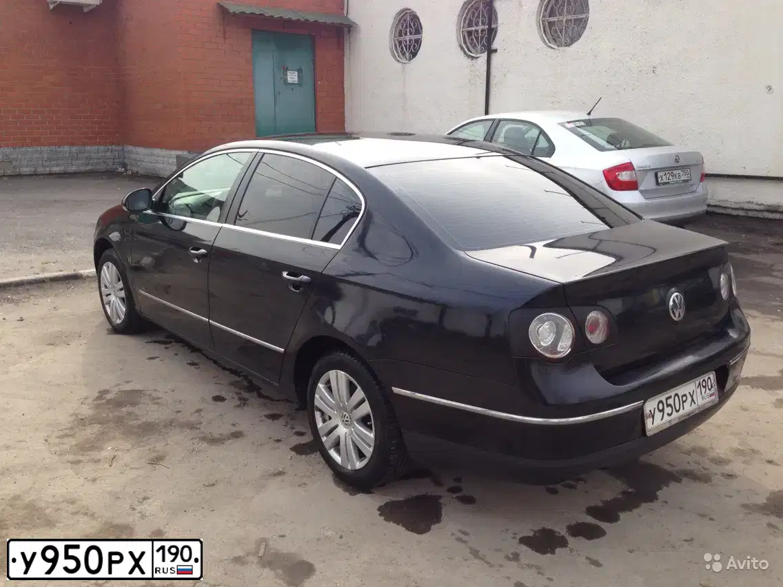 Фото автомобиля VOLKSWAGEN PASSAT, 2006 — госномер В087АН750. Цвет: ЧЕРНЫЙ